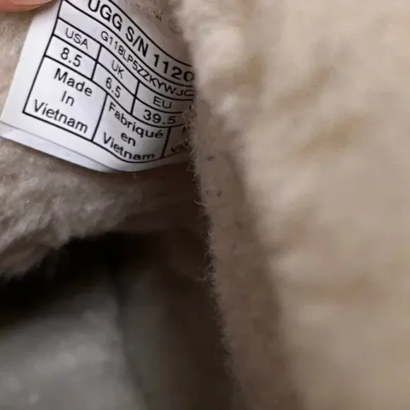 UGG Weylyn Shearling Cuff Lace Up Suede Boots Chestnut Fur Womens 8.5 Cozy Y2K - Picture 6 of 9